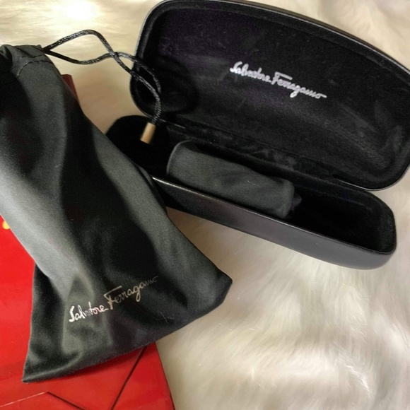 Authentic Salvatore Ferragamo Sunglass - Picture 6 of 8